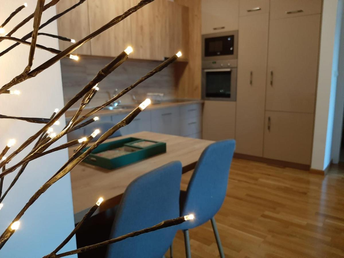 Bright, Modern & Cozy Apartment 투즐라 외부 사진